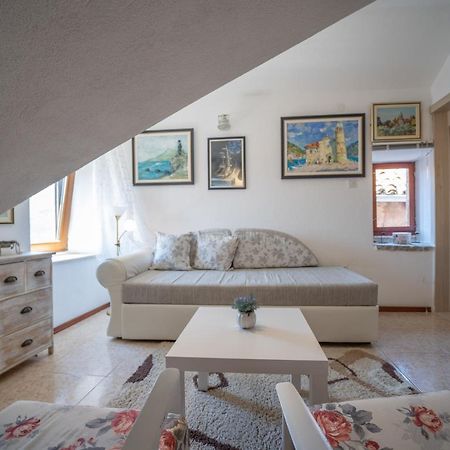 Apartments Franovic Perast Bagian luar foto